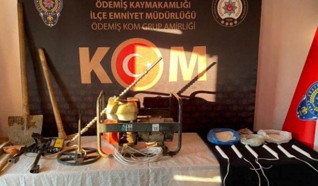 İzmir Ödemiş Tosunlar Mahallesi'nde kaçak kazı operasyonu: Patlayıcılar ele geçirildi