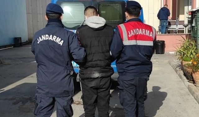 İzmir’de jandarma uygulamalarında 56 şüpheli yakalandı