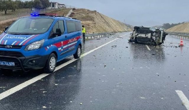 Manisa Soma Evciler Mahallesi trafik kazası: İzmir İstanbul otoyolunda kaza