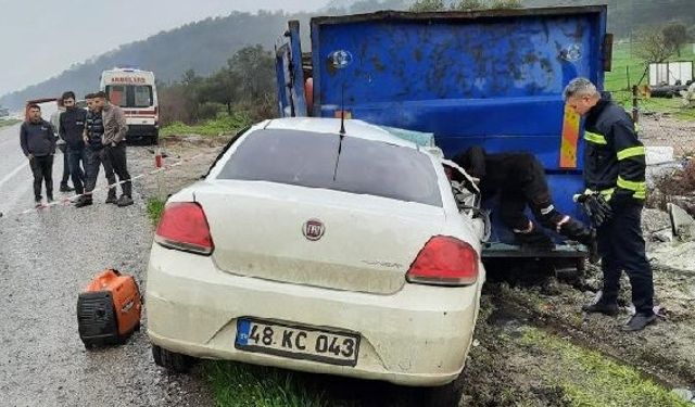 Muğla Milas Bafa karayolu Dibekdere trafik kazası: Cem Acıelma hayatını kaybetti