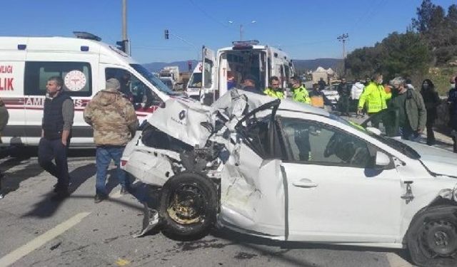 Muğla Milas Bodrum karayolu trafik kazası Meşelik Adabükü Kavşağı’nda kaza