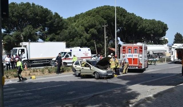 İzmir Aliağa trafik kazası: Aliağa Yalı Mahallesi Hürriyet Caddesi trafik kazası