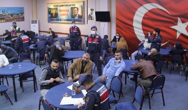 İzmir Bornova Egemenlik Mahallesi kumar baskını: İzmir Kolpaçino kumarhanesine baskın