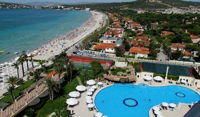 İzmir Çeşme otelleri bayram fiyatları 2022 için fırsatlar devam ediyor