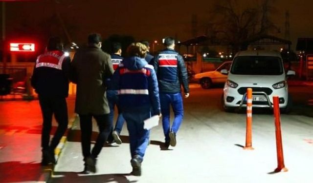 İzmir merkezli FETÖ operasyonu son dakika: 71 gözaltı