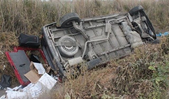 İzmir Ödemiş trafik kazası Ödemiş Balabanlı Mahallesi’nde minibüs devrildi: 11 yaralı