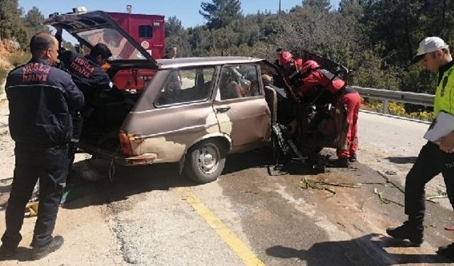 Muğla Menteşe trafik kazası Menteşe Düzen mevkii trafik kazası: 2 yaralı