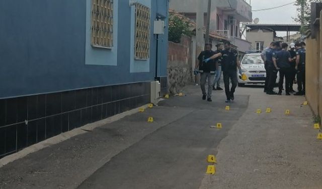 İzmir Bayraklı cinayet: Orgeneral Nafiz Gürman Mahallesi Döngül ile Yahya Köşek ve Funda Güçlü öldürüldü