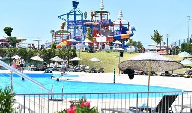 İzmir Çeşme Oasis Aquapark fiyat listesi 2022 Çeşme Alaçatı Oasis Aquapark nerede?