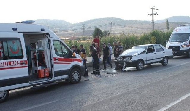 Kütahya Tavşanlı Harmancık yolunda trafik kazası: 6 yaralı