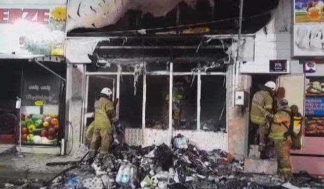 İzmir Aliağa Kültür Mahallesi’nde trafo patladı, market deposunda yangın çıktı