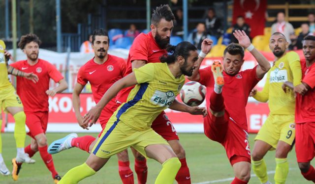 Menemenspor, Ümraniyespor maçı sonrası hükmen galibiyet için TFF'ye gidiyor