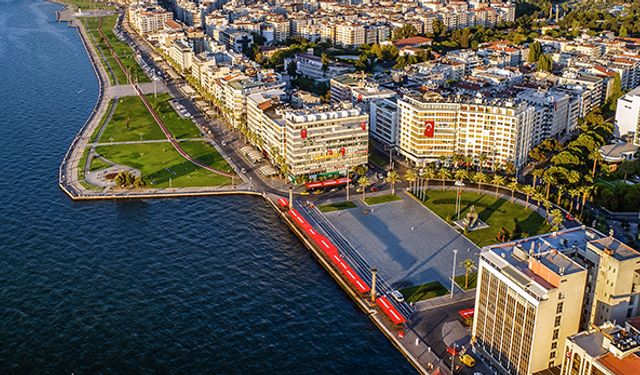 İzmir hava durumu tahminleri açıklandı, İzmir'e yağmur geliyor