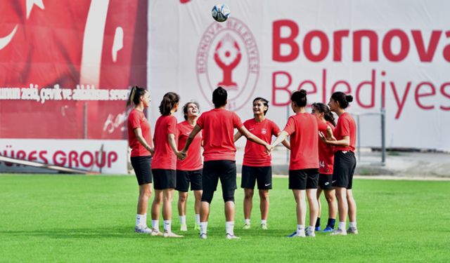 İzmir Bornova'da Türkiye ile Hollanda karşı karşıya gelecek