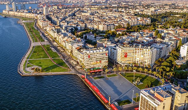 Konak'a yapılması planlanan gökdelen projesinin iptali için harekete geçildi