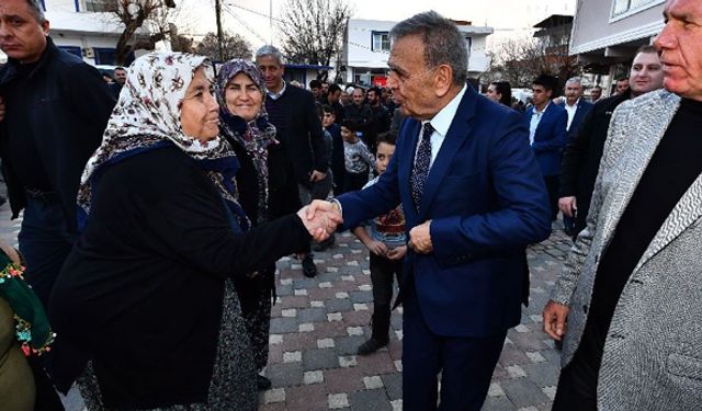 Aziz Kocaoğlu, Kemalpaşalı vatandaşlarla vedalaştı