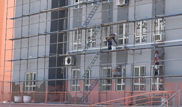 Balçova Belediyesinden okul tadilatlarını hızlandırdı