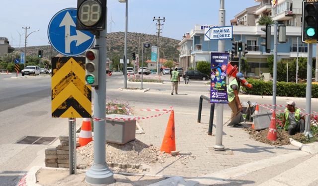 Çeşme'ye kurulacak sistem, trafik problemini kökten çözecek