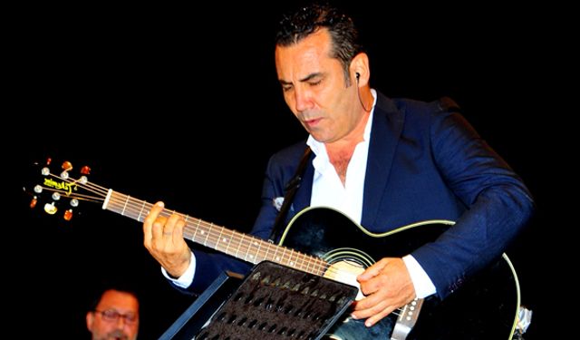 Ferhat Göçer'in Çeşme konserine yoğun ilgi