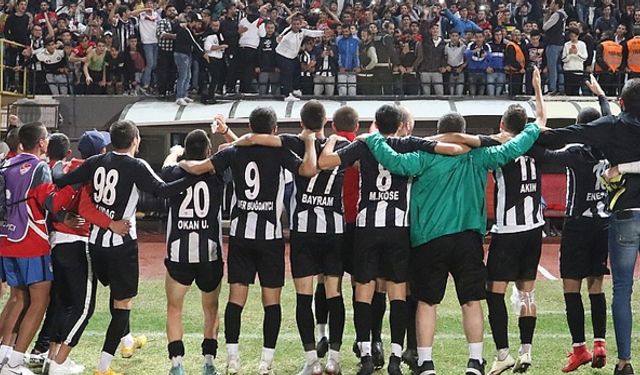 FIFA'dan Borcunu Ödeyemeyen Manisaspor'a 6 Puan Silme Cezası