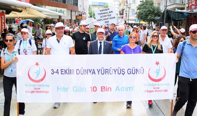 İzmir'de 3-4 Ekim Dünya Yürüyüş Günü kapsamında etkinlik düzenlendi