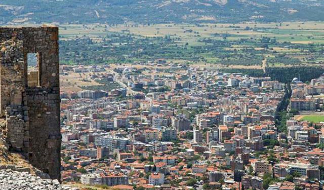 İzmir'de aynı anda 50 kişi birden hastanelik oldu