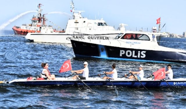 İzmir’de Denizcilik ve Kabotaj Bayramı kutlamaları yapıldı