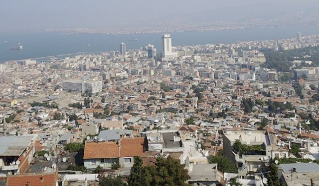 İzmir'in nüfusu belli oldu! TÜİK, 2018 yılının rakamlarını açıkladı