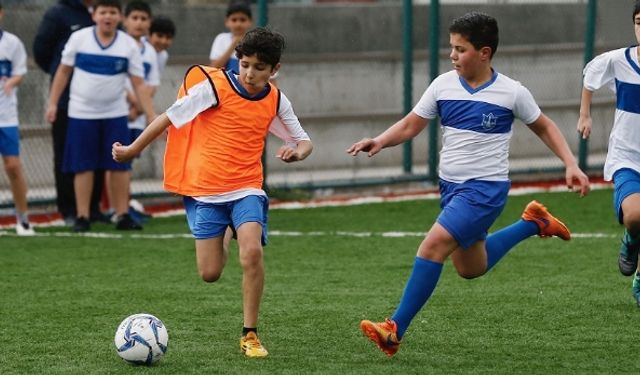 Konaklı çocuklar futbol turnuvası yaptı