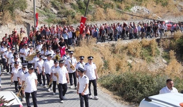 Menderes Efemçukuru Üzüm Festivali sona erdi