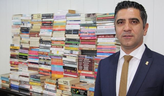 İzmir Menderes’te kitap seferberliği