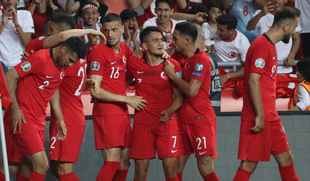 Milli Takımımız, Konya'da dünya şampiyonu Fransa'yı devirdi: 2-0