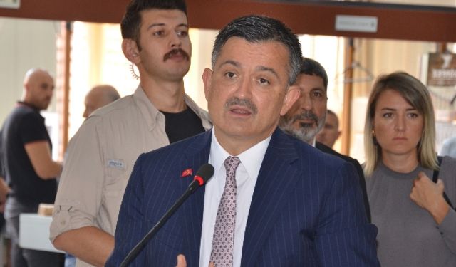 Pakdemirli İzmir’de orman yangınları hakkında konuştu