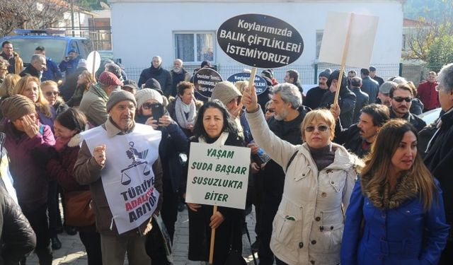 Sığacık Koyu İçin Halk “Doğayı Koruyalım” Eylemi Yaptı