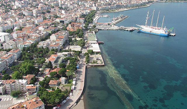 Tatil ve eğlence merkezi Dikili nerede, hangi şehirde, nereye bağlı, yüzölçümü, Dikili gezilecek yerler, plajları