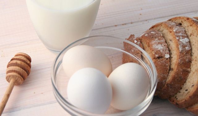 Türkiye'de yumurta üretimi azaldı, süt üretimi arttı