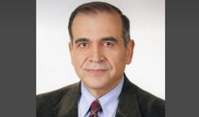 Prof. Dr. Mustafa Erdik kimdir nereli memleketi kaç yaşında kitapları hangi liseden mezun?
