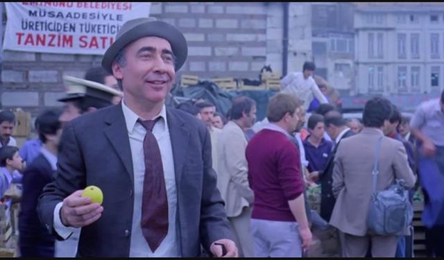 Çıplak Vatandaş filmi nerede çekildi ne zaman çekildi hangi kanalda oynuyor oyuncuları isimleri