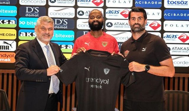 Hatayspor, Didier Lamkel Ze'yi Kadrosuna Katarak Şampiyonluk Şansını Artırdı