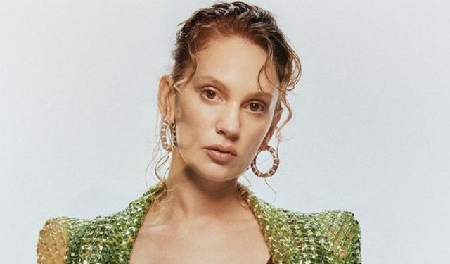 Farah Zeynep Abdullah aslen nereli boyu kaç burcu ne evli mi eşi kim oynadığı filmleri ve tv dizileri