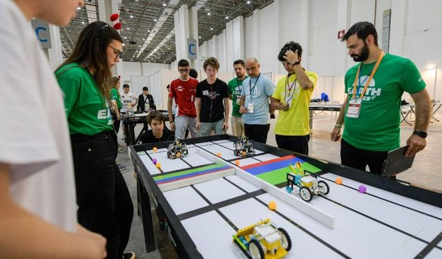 İzmir Dünya Robot Olimpiyatı 2024 kazananlar belli oldu