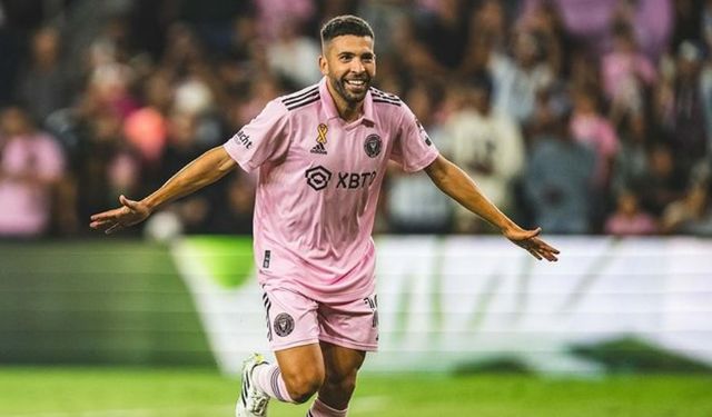 Futbolcu Jordi Alba hangi takımlarda oynadı aslen nereli hangi takımda oynuyor kaç gol attı?