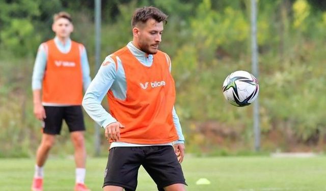 Alican Özfesli toplam kaç gol attı aslen nereli hangi takımdan geldi hangi takımlarda oynadı?