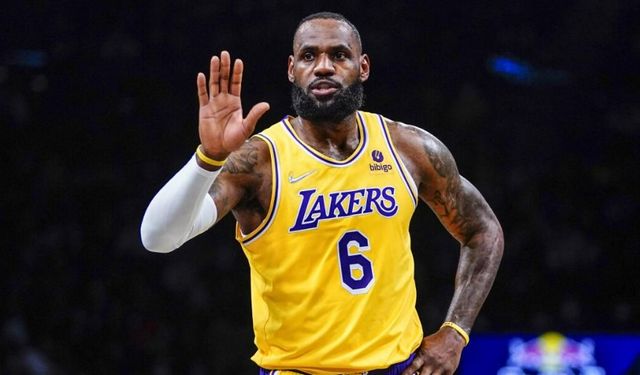 LeBron James kariyerinde kaç sayı attı hangi takımda oynuyor kimdir hangi takımlarda oynadı?