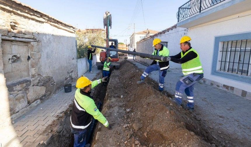 İzmir Aliağa’ya İZSU’dan altyapı yenileme çalışmaları