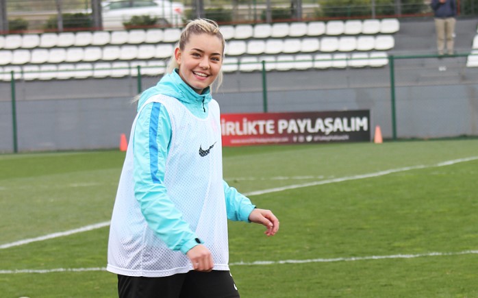 Aycan Yanaç