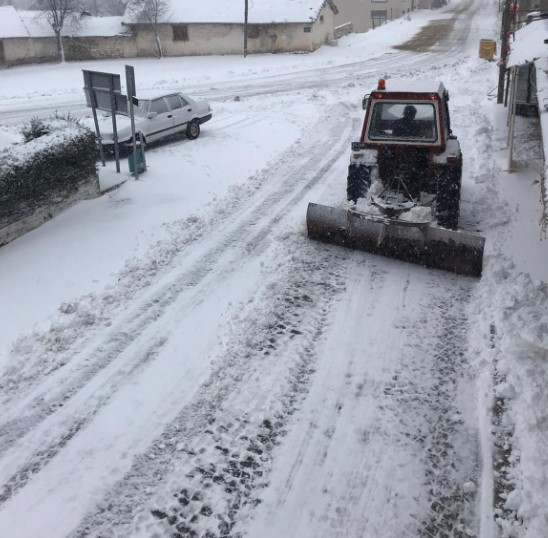 İzmir'de yılbaşı öncesi kar sürprizi